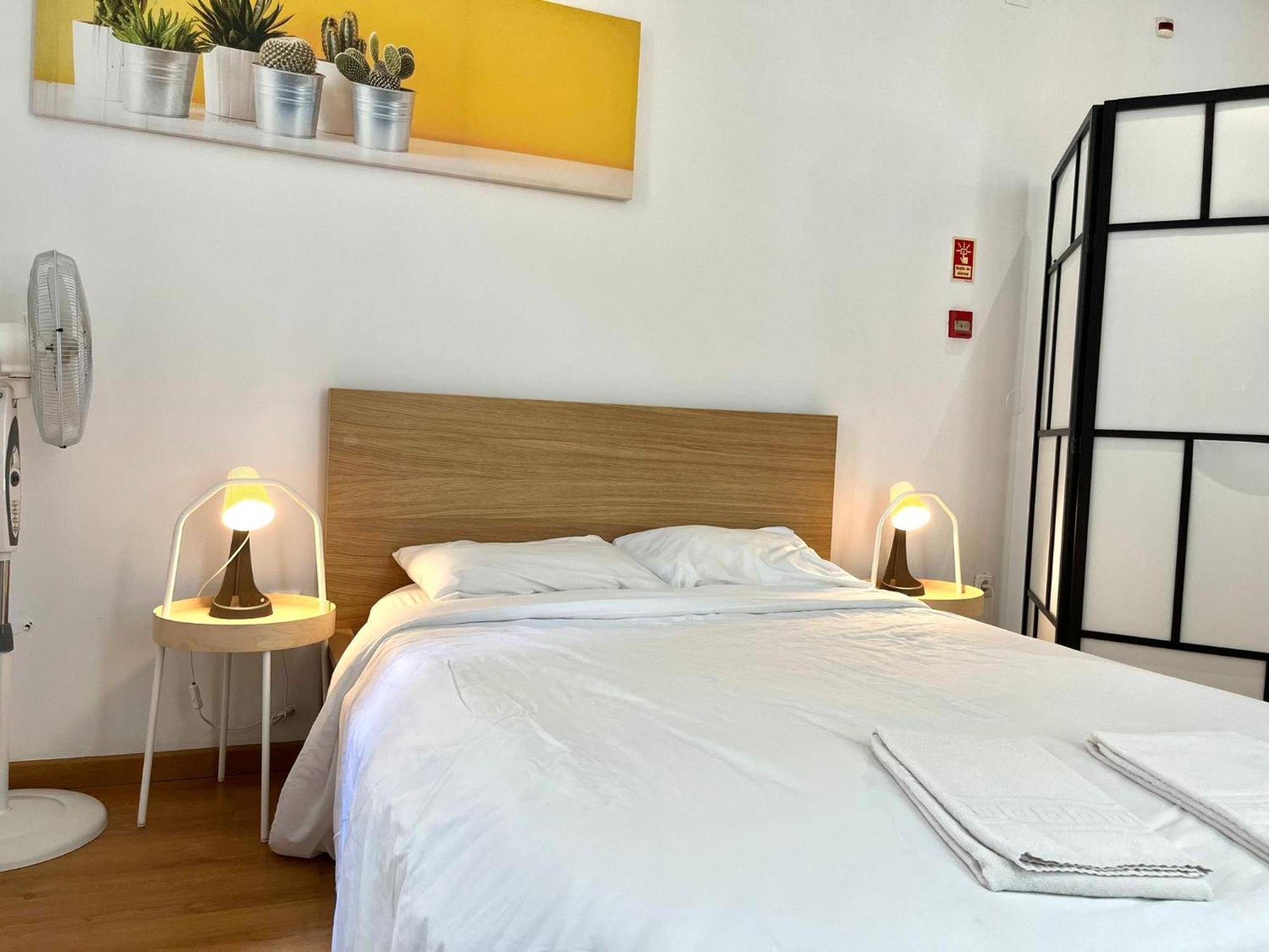 2 Bedroom Apartment - Bairro Alto Residence Lisbon Exterior photo